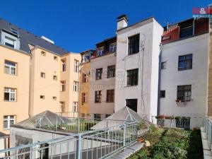 Pronájem bytu 3+1, Karlovy Vary, Západní, 75 m2
