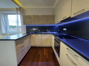 Pronájem bytu 4+1, Praha - Jinonice, U kříže, 156 m2