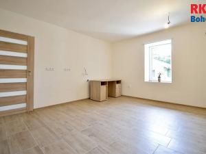 Prodej rodinného domu, Mrzky, 86 m2