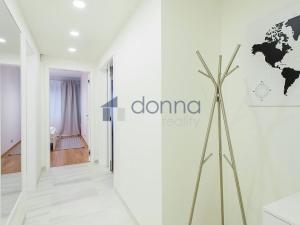Pronájem bytu 2+kk, Praha, Rubešova, 63 m2