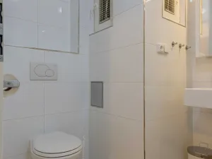 Pronájem bytu 1+1, Praha - Nusle, U Pernštejnských, 29 m2