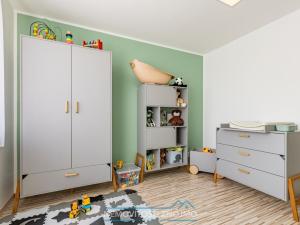 Prodej bytu 3+1, Znojmo, Dukelských bojovníků, 75 m2