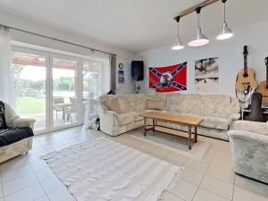 Prodej rodinného domu, Světice, 230 m2
