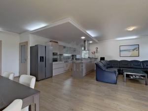 Prodej rodinného domu, Světice, 207 m2