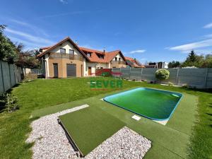 Prodej rodinného domu, Praha - Újezd nad Lesy, Novosibřinská, 220 m2