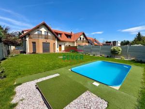 Prodej rodinného domu, Praha - Újezd nad Lesy, Novosibřinská, 220 m2