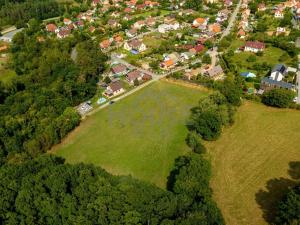 Prodej pozemku pro bydlení, Mořina, 16376 m2