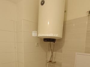 Pronájem bytu 1+kk, Děčín - Děčín IV-Podmokly, Divišova, 20 m2