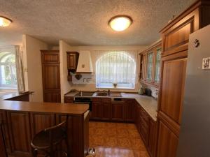 Prodej rodinného domu, Ořech, 222 m2