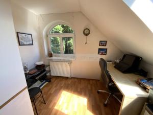 Prodej rodinného domu, Ořech, 222 m2