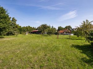 Prodej pozemku pro bydlení, Běrunice, V Koutě, 1010 m2