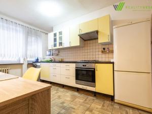 Prodej bytu 2+1, Hodonín, Brandlova, 75 m2