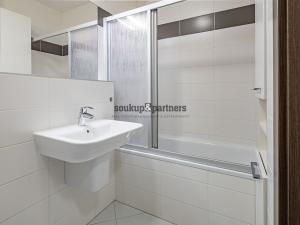 Prodej bytu 1+kk, Praha - Hlubočepy, Vítové, 29 m2
