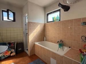 Prodej rodinného domu, Praha - Satalice, K nádraží, 79 m2