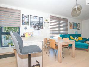 Pronájem bytu 3+1, Liberec - Liberec I-Staré Město, Vítězná, 90 m2