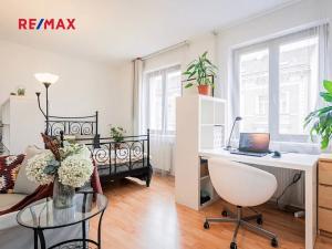 Pronájem bytu 1+kk, Praha - Žižkov, Husitská, 41 m2