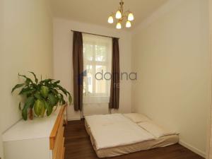 Pronájem bytu 4+kk, Praha, Viktora Huga, 80 m2