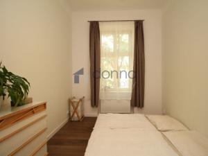 Pronájem bytu 4+kk, Praha, Viktora Huga, 80 m2