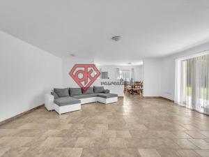 Prodej rodinného domu, Mikulovice, Dlouhá, 349 m2