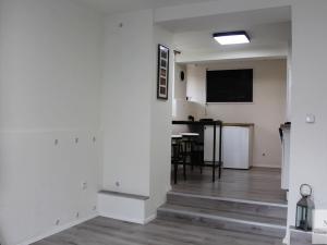 Pronájem bytu 1+1, Karlovy Vary, Na Vyhlídce, 26 m2