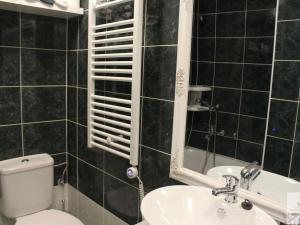 Pronájem bytu 1+1, Karlovy Vary, Na Vyhlídce, 26 m2