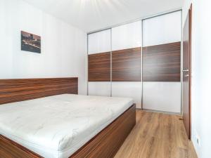Pronájem bytu 2+kk, Praha - Stodůlky, Nárožní, 59 m2