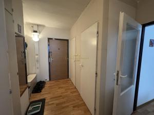Pronájem bytu 1+kk, Praha, Markušova, 34 m2