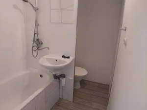 Pronájem bytu 1+1, Tábor, Náchodská, 35 m2