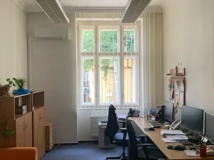 Pronájem kanceláře, Praha - Vinohrady, Chrudimská, 326 m2