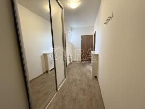 Pronájem bytu 2+kk, Praha - Horní Měcholupy, Hornoměcholupská, 44 m2
