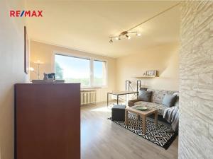 Pronájem bytu 2+kk, Praha - Hostivař, plukovníka Mráze, 40 m2