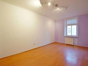 Pronájem bytu 1+1, Praha - Žižkov, Rokycanova, 30 m2