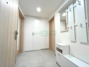 Pronájem bytu 1+kk, Praha - Žižkov, Olgy Havlové, 29 m2