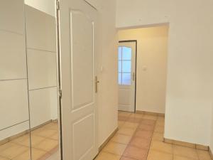 Prodej bytu 2+kk, Praha, Ciolkovského, 41 m2