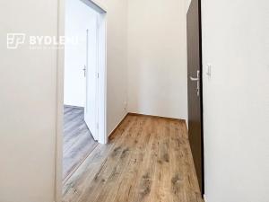 Pronájem bytu 2+kk, Teplice, Benešovo náměstí, 45 m2