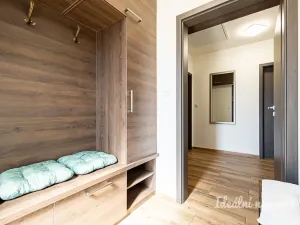 Pronájem bytu 3+kk, Hovorčovice, Střední, 76 m2