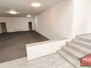 Prodej atypického bytu, Nupaky, 88 m2