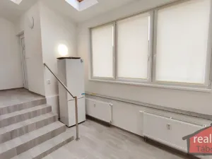 Prodej atypického bytu, Nupaky, 88 m2