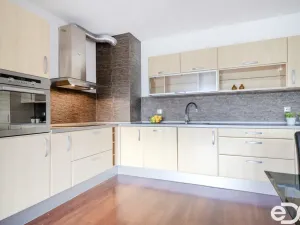 Prodej bytu 3+kk, Pardubice, Labský Palouk, 86 m2