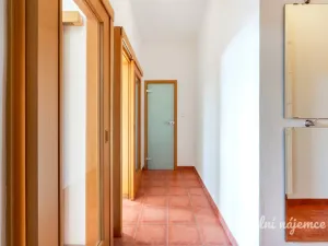 Pronájem bytu 2+kk, Praha - Holešovice, Jateční, 49 m2