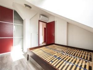 Pronájem bytu 3+kk, Praha - Holešovice, Ortenovo náměstí, 78 m2