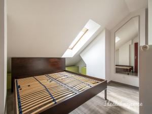 Pronájem bytu 3+kk, Praha - Holešovice, Ortenovo náměstí, 78 m2