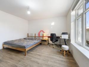 Prodej rodinného domu, Břeclav - Poštorná, Hlavní, 186 m2