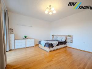 Prodej bytu 3+1, Poděbrady, nám. T.G.Masaryka, 66 m2