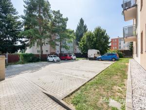 Pronájem bytu 2+kk, Hostivice, Sportovců, 60 m2