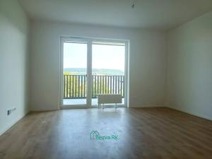 Pronájem bytu 1+kk, Beroun, Na Morákově, 29 m2