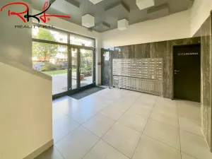 Prodej bytu 1+kk, Praha, Honzíkova, 27 m2