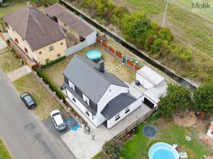 Prodej rodinného domu, Zabrušany, 190 m2