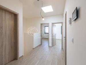 Pronájem rodinného domu, Praha - Kbely, Zamašská, 126 m2