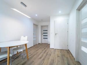 Pronájem bytu 4+kk, Veletov, 80 m2